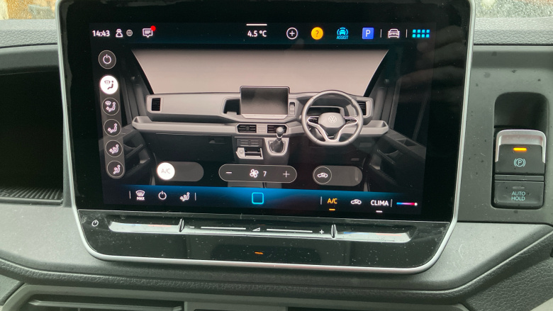 Volkswagen Crafter Cr35 Mwb Diesel 2.0 TDI 140PS Commerce Plus High Roof Van Auto